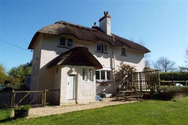  Image of 1 bedroom Flat to rent in Main Road Bouldnor Yarmouth PO41 at Yarmouth, PO41 0XA