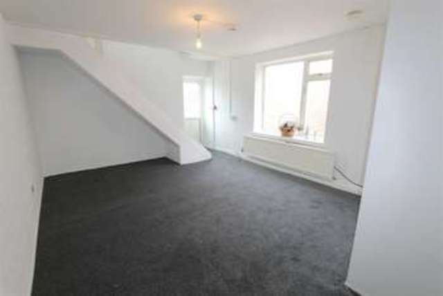  Image of 2 bedroom Property to rent in Woodlands Road Lytham St. Annes FY8 at Ansdell Lytham St Annes Lytham St Annes, FY8 1DA
