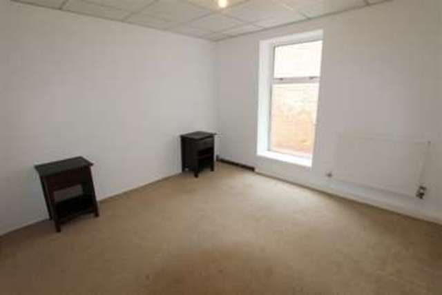  Image of 2 bedroom Property to rent in Woodlands Road Lytham St. Annes FY8 at Ansdell Lytham St Annes Lytham St Annes, FY8 1DA