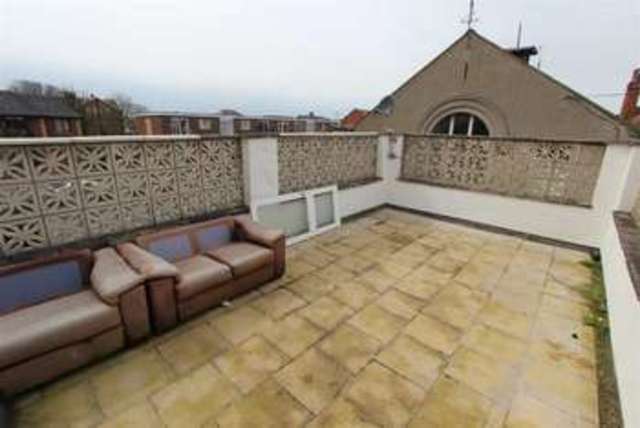  Image of 2 bedroom Property to rent in Woodlands Road Lytham St. Annes FY8 at Ansdell Lytham St Annes Lytham St Annes, FY8 1DA