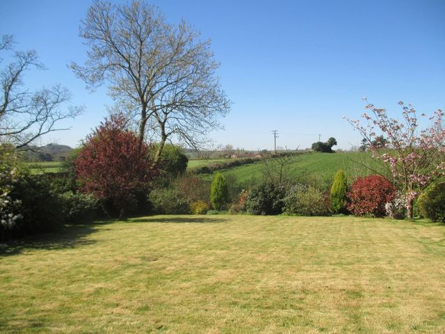  Image of 3 bedroom Detached house for sale in Wraxhill Road Yeovil BA20 at Wraxhill Road  Yeovil, BA20 2JX