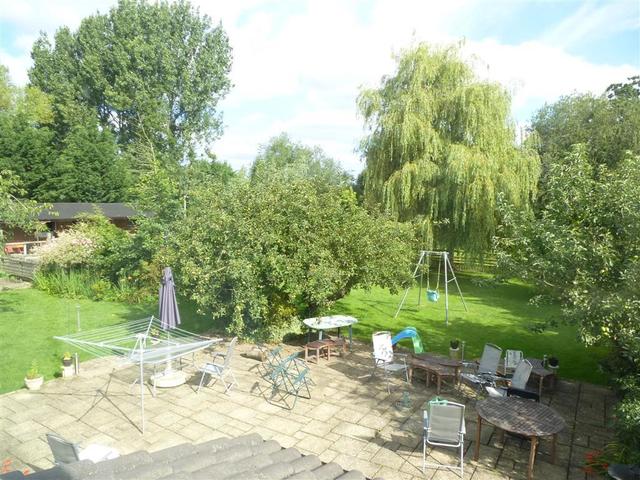  Image of 4 bedroom Detached house to rent in Yarmouth Road Kirby Cane Bungay NR35 at Yarmouth Road Kirby Cane BUNGAY, NR35 2PL