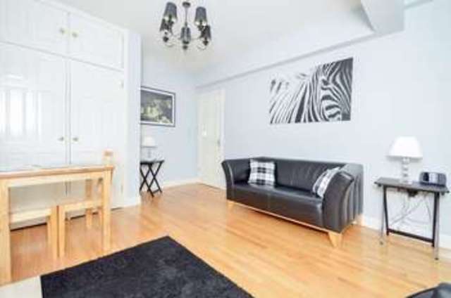  Image of 2 bedroom Flat for sale in High Street Edinburgh EH1 at High Street Old Town Edinburgh, EH1 1PZ