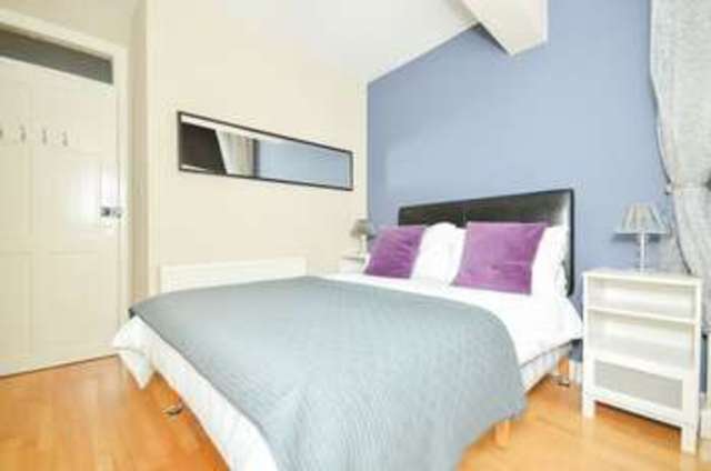 Image of 2 bedroom Flat for sale in High Street Edinburgh EH1 at High Street Old Town Edinburgh, EH1 1PZ