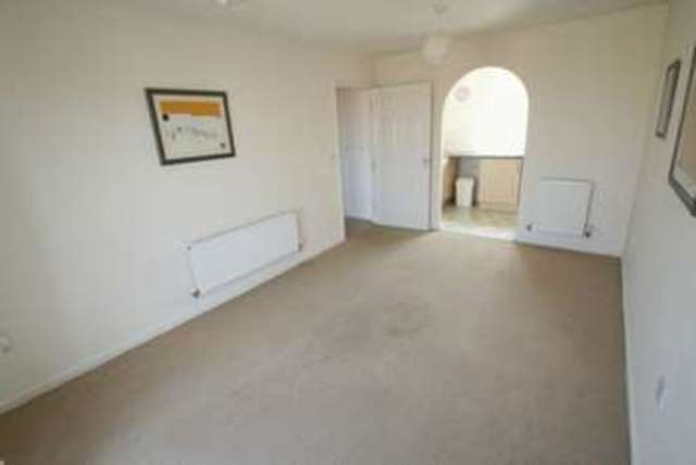  Image of 1 bedroom Flat to rent in Manifold Way Wednesbury WS10 at Manifold Way  Wednesbury, WS10 0GB