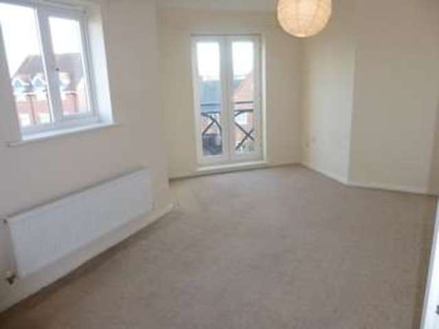  Image of 1 bedroom Flat to rent in Manifold Way Wednesbury WS10 at Manifold Way  Wednesbury, WS10 0GB