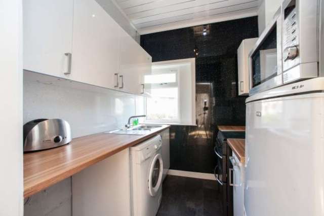  Image of 3 bedroom Flat for sale in Angus Oval Glasgow G52 at Angus Oval  Glasgow, G52 3HD