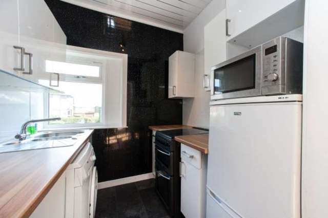  Image of 3 bedroom Flat for sale in Angus Oval Glasgow G52 at Angus Oval  Glasgow, G52 3HD