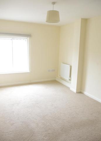  Image of 1 bedroom Flat to rent in Guildhall Square Carmarthen SA31 at 13 Guildhall Square  CARMARTHEN, SA31 1PR