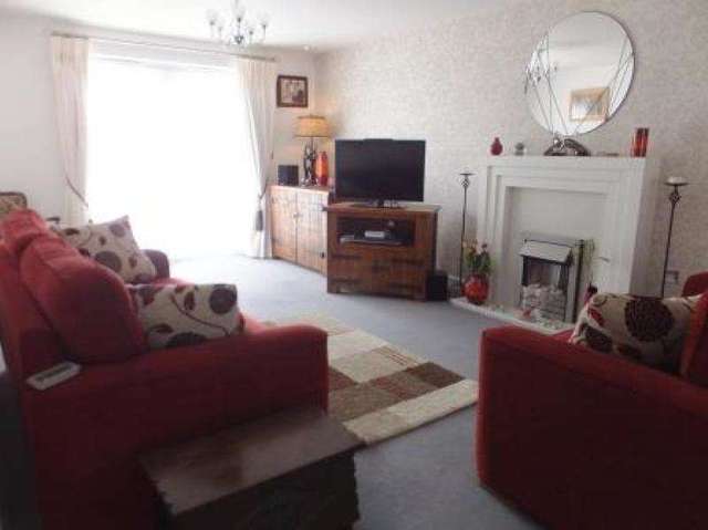  Image of 4 bedroom Detached house for sale in Gilligans Way Faringdon SN7 at Gilligans Way  Faringdon, SN7 7FX