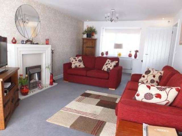  Image of 4 bedroom Detached house for sale in Gilligans Way Faringdon SN7 at Gilligans Way  Faringdon, SN7 7FX