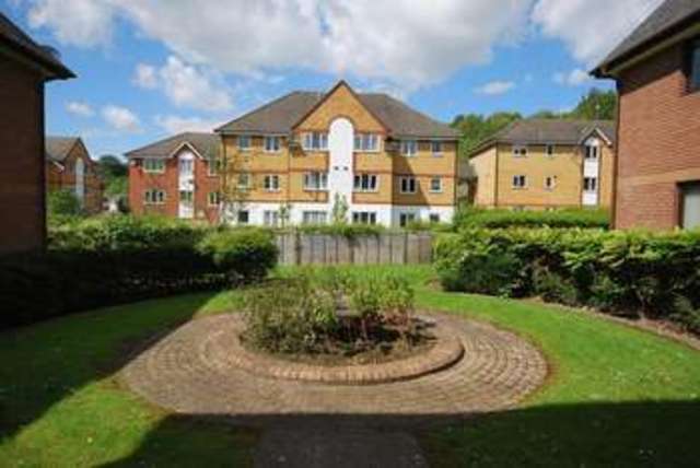  Image of 2 bedroom Terraced house to rent in Butlers Walk St. George Bristol BS5 at Butlers Walk  Bristol, BS5 8DA
