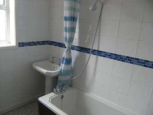  Image of 2 bedroom Terraced house to rent in Ashfield Road Ellesmere Port CH65 at Ashfield Road  Ellesmere Port, CH65 8BN