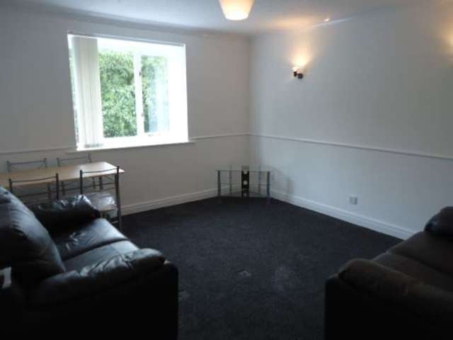  Image of 1 bedroom Flat to rent in Kerr Place Ashton-on-Ribble Preston PR1 at Kerr Place  Preston, PR1 8UW