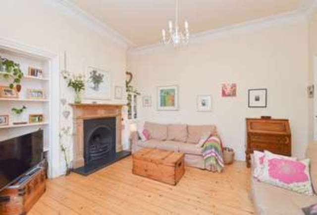  Image of 1 bedroom Terraced house for sale in Lixmount Avenue Edinburgh EH5 at Lixmount Avenue Trinity Edinburgh, EH5 3EW