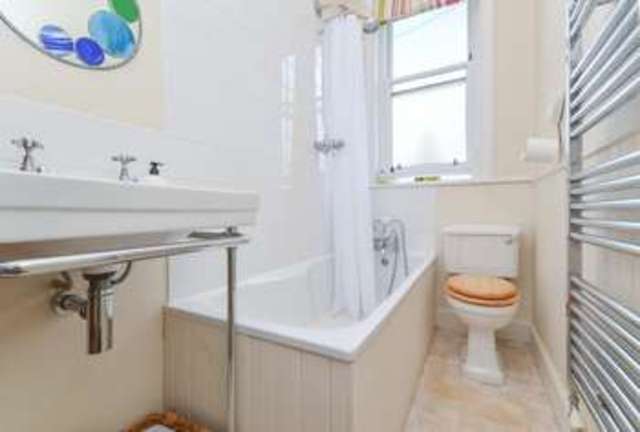  Image of 1 bedroom Terraced house for sale in Lixmount Avenue Edinburgh EH5 at Lixmount Avenue Trinity Edinburgh, EH5 3EW
