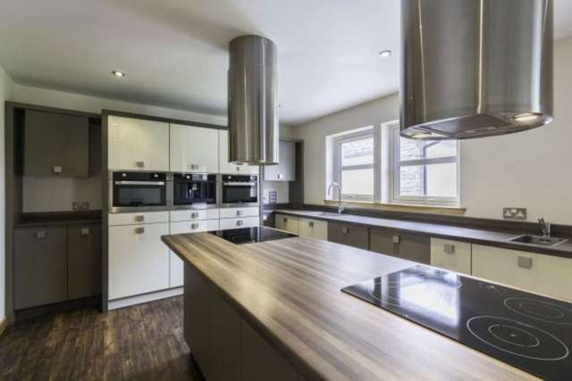  Image of 5 bedroom Detached house for sale in Mary Countess Way Glamis Forfar DD8 at Mary Countess Way  Forfar, DD8 1RF
