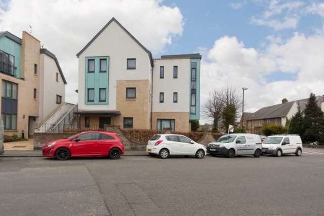 Image of 1 bedroom Flat for sale in Station Road Edinburgh EH12 at Station Road  Edinburgh, EH12 7AF