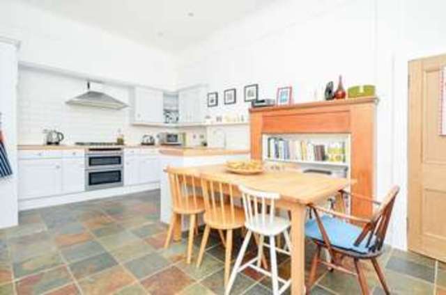  Image of 2 bedroom Flat for sale in Maurice Place Edinburgh EH9 at Maurice Place Blackford Edinburgh, EH9 3EP