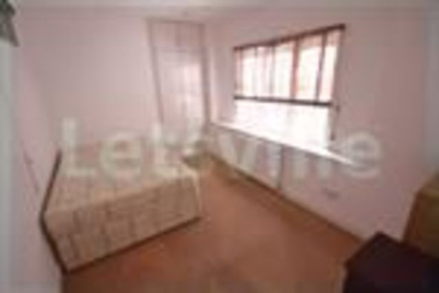  Image of 4 bedroom Flat to rent in Weymouth Mews London W1G at London, W1G 7DX