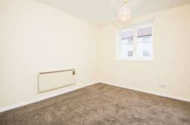  Image of 2 bedroom Flat for sale in Tytler Gardens Edinburgh EH8 at Tytler Gardens Abbeyhill Edinburgh, EH8 8HQ