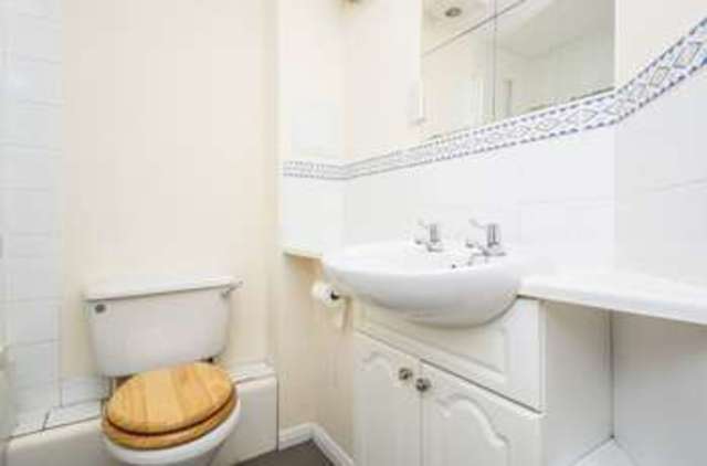  Image of 2 bedroom Flat for sale in Tytler Gardens Edinburgh EH8 at Tytler Gardens Abbeyhill Edinburgh, EH8 8HQ