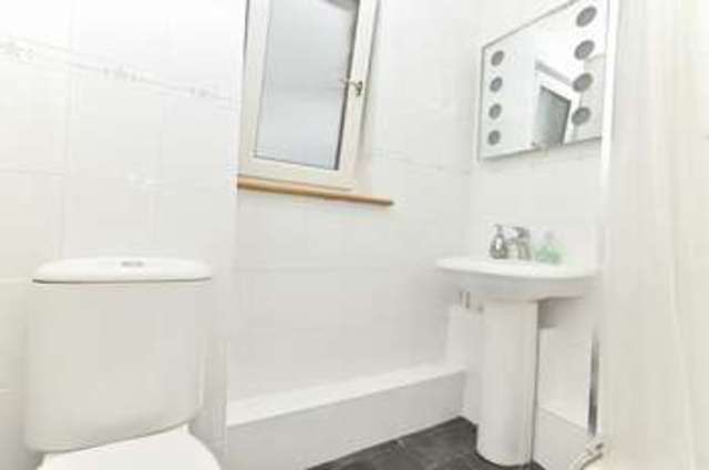  Image of 2 bedroom Flat for sale in Longstone Street Edinburgh EH14 at Longstone Street Longstone Edinburgh, EH14 2BZ