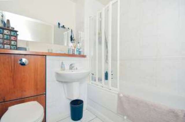 Image of 3 bedroom Flat for sale in Portland Gardens Edinburgh EH6 at Portland Gardens The Shore Edinburgh, EH6 6NJ