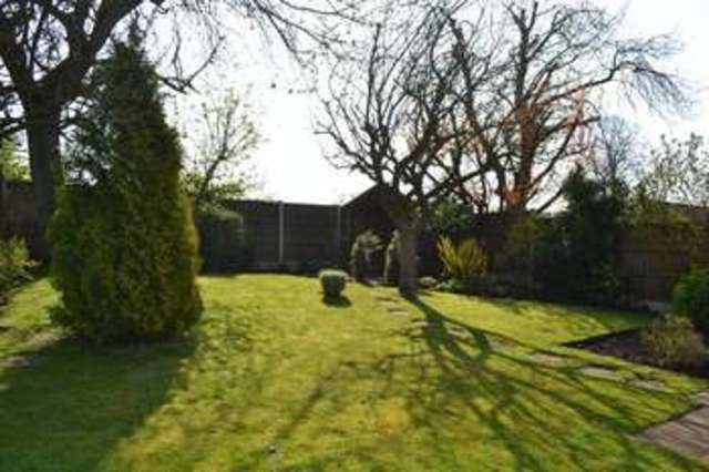  Image of 3 bedroom Detached house for sale in Abbey Road Ulceby DN39 at Abbey Road  Ulceby, DN39 6TJ
