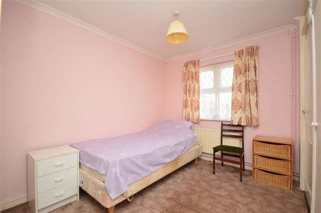  Image of 2 bedroom Bungalow for sale in Abbey Fields Faversham ME13 at Faversham Kent Faversham, ME13 8HR