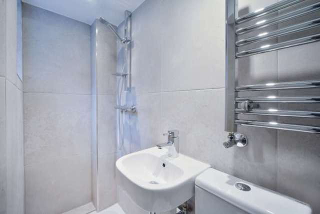  Image of 2 bedroom Apartment to rent in Adams Row London W1K at Adams Row Mayfair London, W1K 2LA