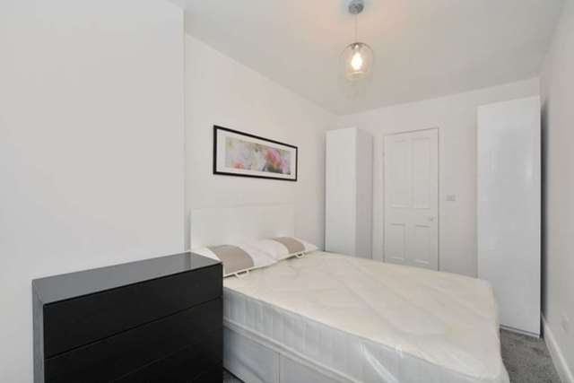  Image of 2 bedroom Apartment to rent in Adams Row London W1K at Adams Row Mayfair London, W1K 2LA
