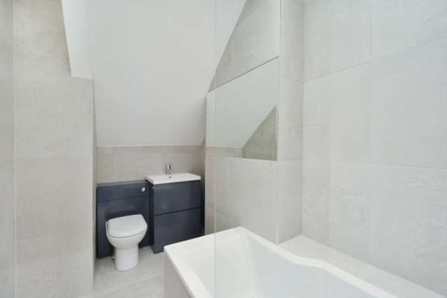 Image of 2 bedroom Apartment to rent in Adams Row London W1K at Adams Row Mayfair London, W1K 2LA