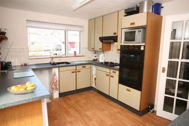  Image of 4 bedroom Detached house for sale in Addington Close Devizes SN10 at DEVIZES SN10 DEVIZES, SN10 5BE