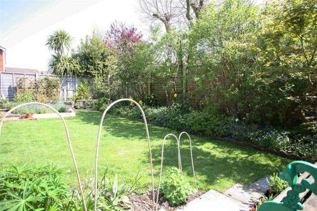  Image of 4 bedroom Detached house for sale in Addington Close Devizes SN10 at DEVIZES SN10 DEVIZES, SN10 5BE
