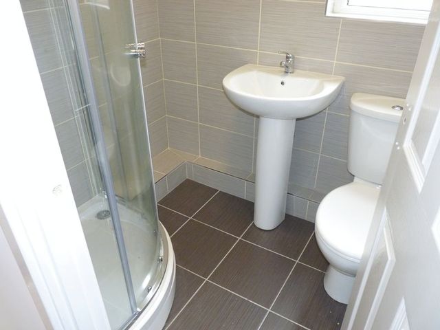  Image of 3 bedroom Flat to rent in Addycombe Terrace Newcastle upon Tyne NE6 at Addycombe Terrace Array Byker, NE6 5NB