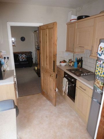  Image of 2 bedroom Flat to rent in Albemarle Avenue Gosforth Newcastle upon Tyne NE2 at Albemarle Avenue Array Jesmond, NE2 3NQ