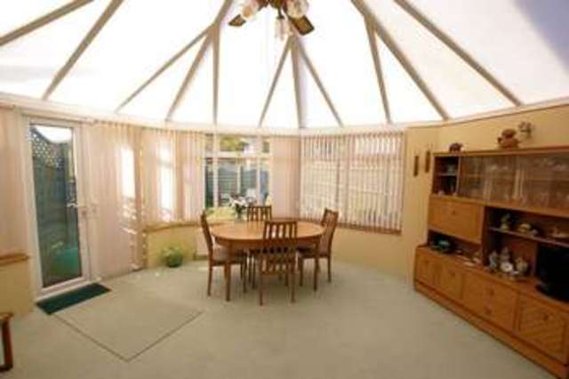  Image of 2 bedroom Bungalow for sale in Albert Road Fareham PO14 at Albert Road  Fareham, PO14 1BD