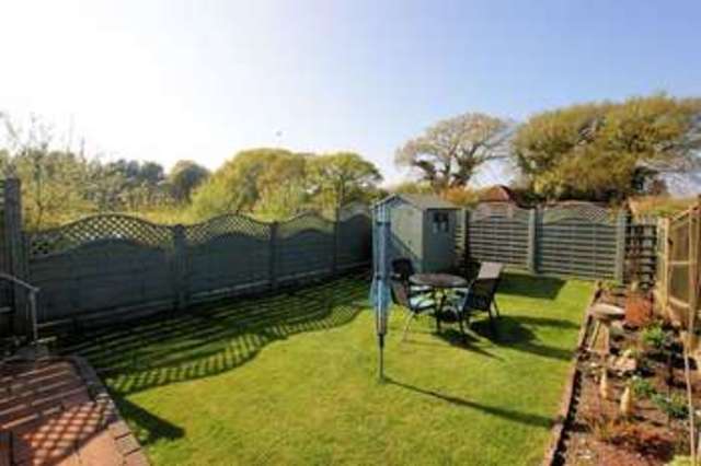  Image of 2 bedroom Bungalow for sale in Albert Road Fareham PO14 at Albert Road  Fareham, PO14 1BD
