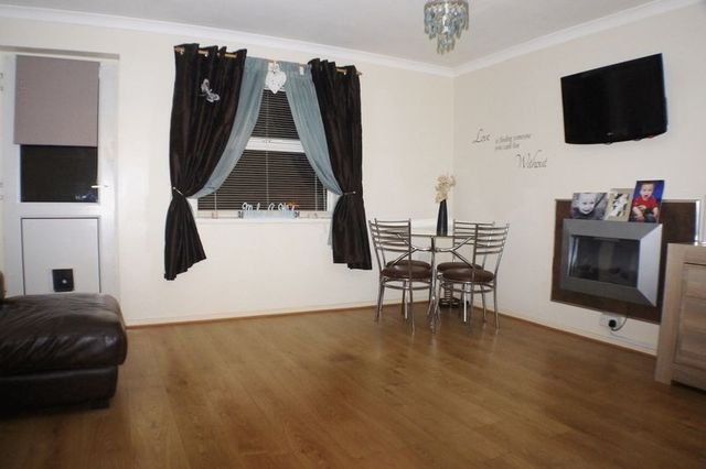  Image of 2 bedroom Flat for sale in Alder Close Leyland PR26 at Alder Close Array Midge Hall, PR26 7TT