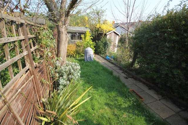  Image of 2 bedroom Terraced house to rent in Alpine Street Reading RG1 at Reading, RG1 2PZ