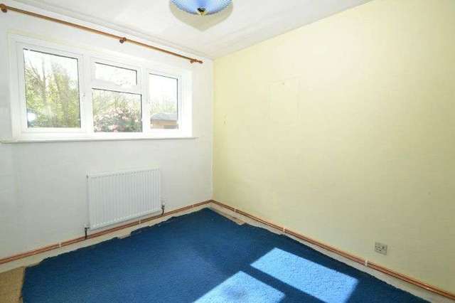  Image of 2 bedroom Ground Flat for sale in Altamira Topsham Exeter EX3 at Topsham, EX3 0AH