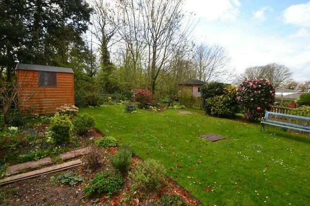  Image of 2 bedroom Ground Flat for sale in Altamira Topsham Exeter EX3 at Topsham, EX3 0AH