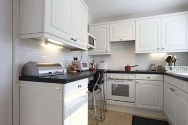  Image of 2 bedroom Flat for sale in Alton Road Prenton CH43 at Alton Road  Oxton, CH43 1XN