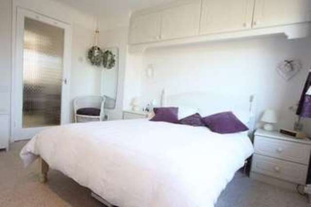  Image of 2 bedroom Flat for sale in Alton Road Prenton CH43 at Alton Road  Oxton, CH43 1XN