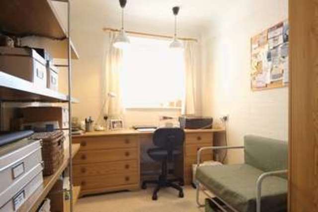  Image of 2 bedroom Flat for sale in Alton Road Prenton CH43 at Alton Road  Oxton, CH43 1XN
