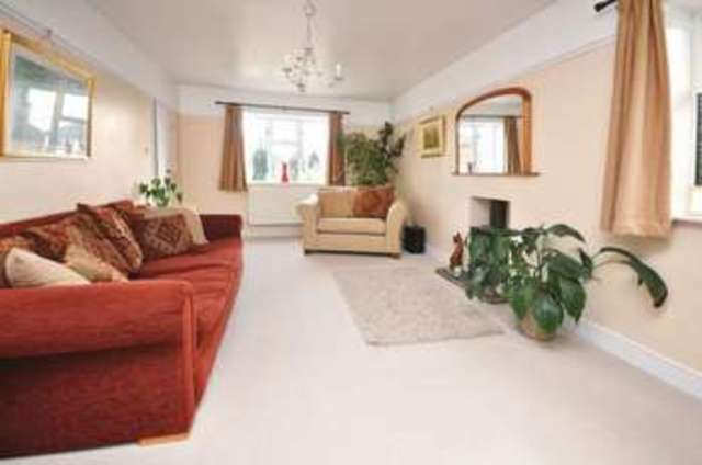  Image of 5 bedroom Detached house for sale in Amersham Hill Drive High Wycombe HP13 at Amersham Hill Drive  High Wycombe, HP13 6QX