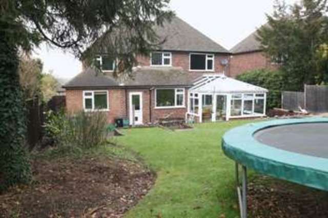  Image of 4 bedroom Detached house to rent in Amersham Hill Gardens High Wycombe HP13 at Amersham Hill Gardens  High Wycombe, HP13 6QP