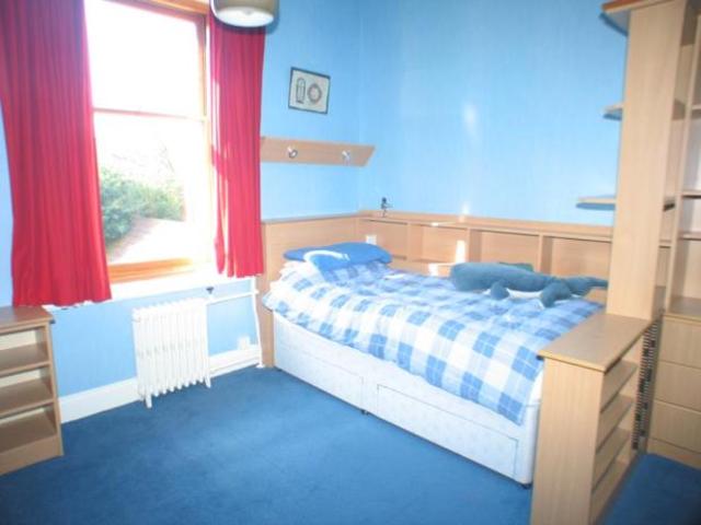  Image of 5 bedroom Detached house to rent in Montrose Terrace Bridge of Weir PA11 at Montrose Terrace Bridge of Weir Renfrewshire, PA11 3DH