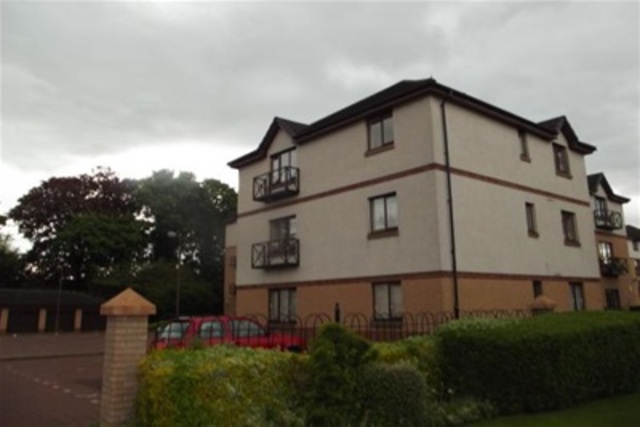  Image of 2 bedroom Flat to rent in Annfield Gardens Stirling FK8 at Stirling Town Stirling Stirling, FK8 2BJ